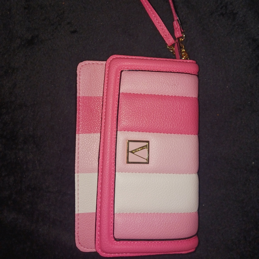 🩷🩶 NWOT Victoria’s Secret Wristlet